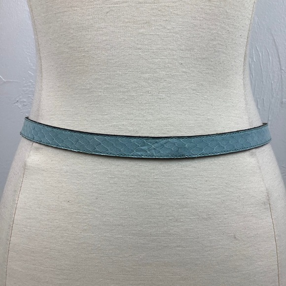 VTG Apple Acc of NY Snakeskin Leather Tiffany Blue Skinny belt SZ M EUC - Picture 4 of 10